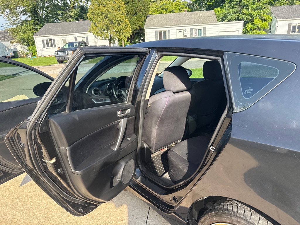 Used 2010 MAZDA MAZDA3 s Sport FWD image 13