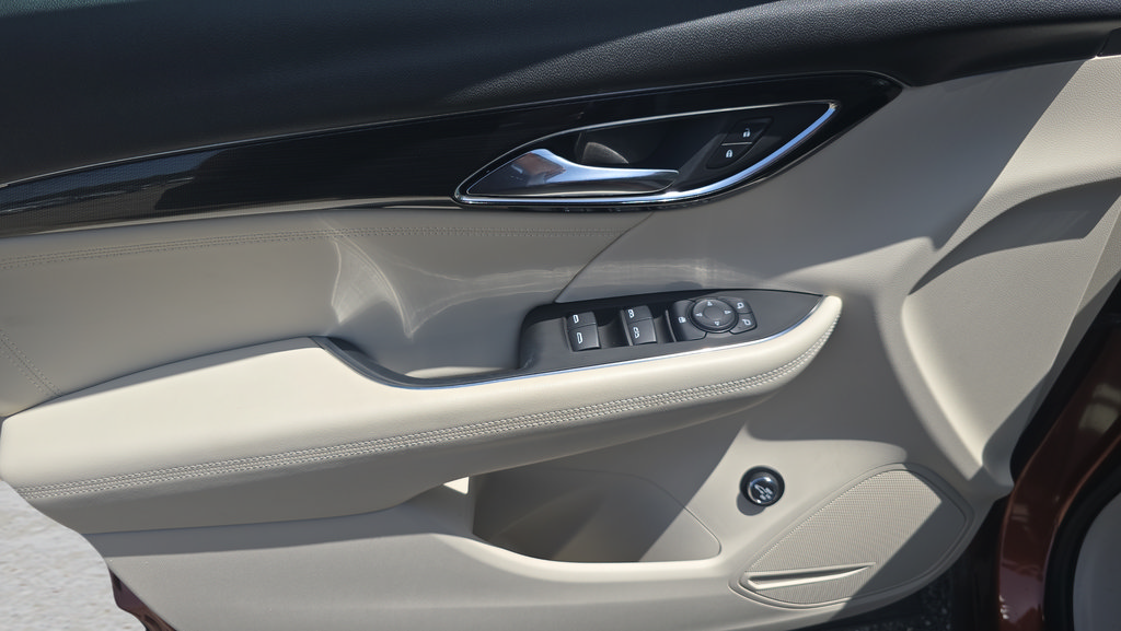 Used 2022 Buick Envision Preferred FWD image 16