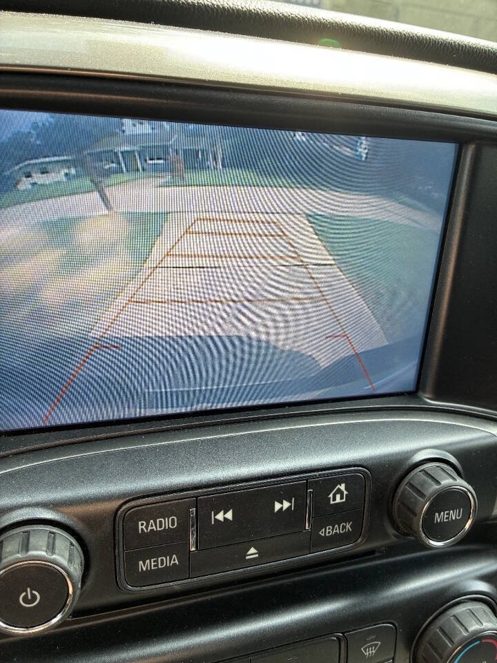 Used 2018 Chevrolet Silverado 1500 LT RWD image 6