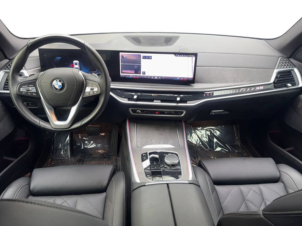 Used 2024 BMW X5 xDrive40i w/ Parking Assistance Package AWD/4WD image 52