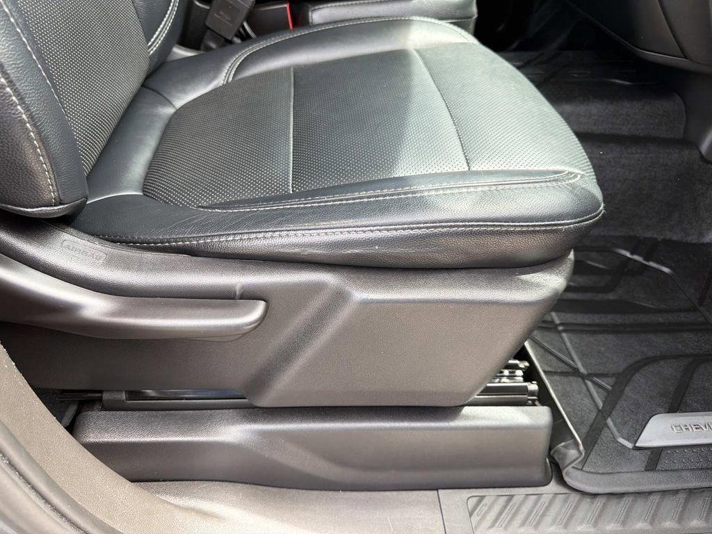 Certified 2022 Chevrolet Silverado 1500 Custom RWD image 12