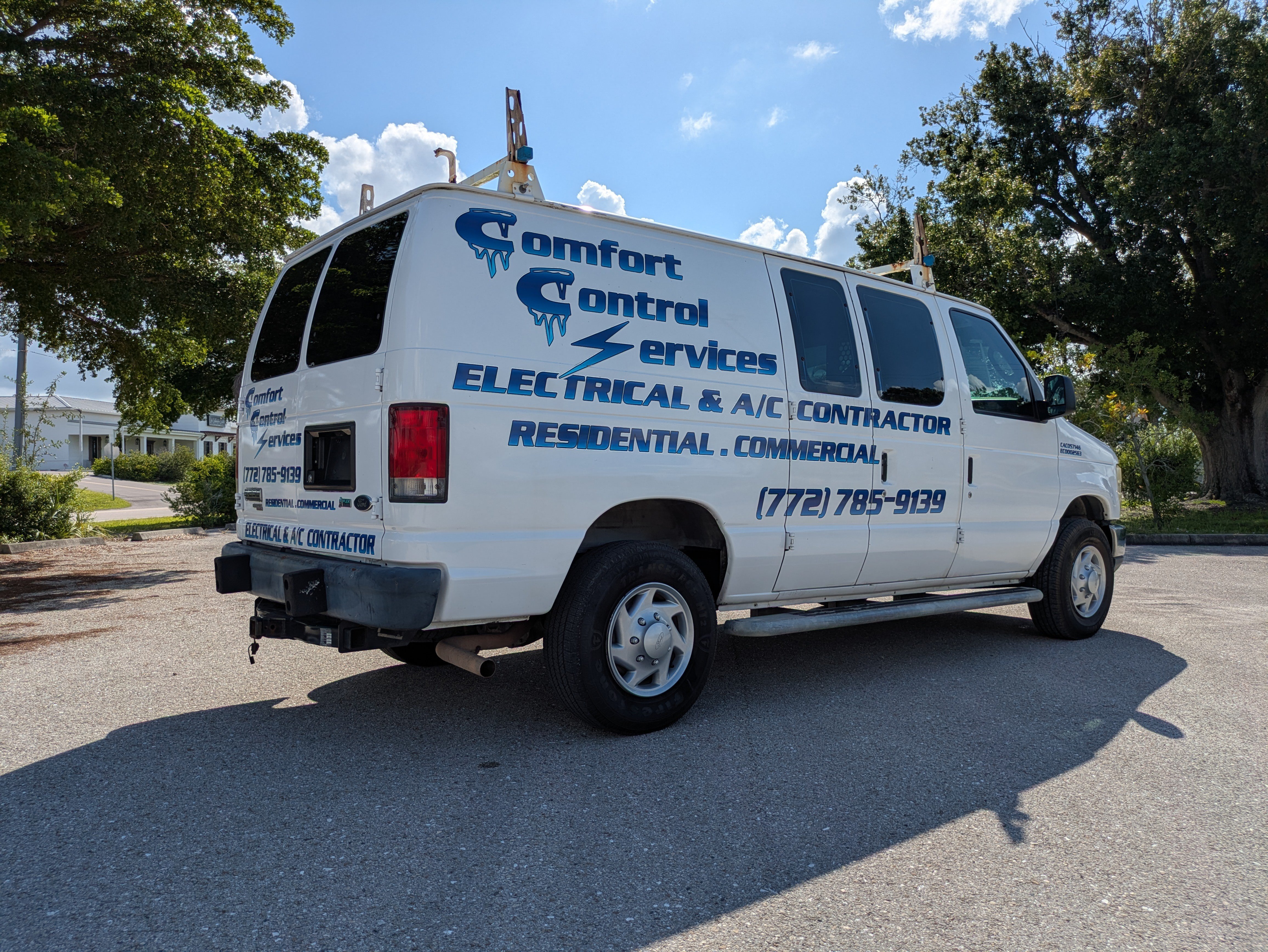 Used 2013 Ford E-250 and Econoline 250 w/ PWR Group RWD image 4