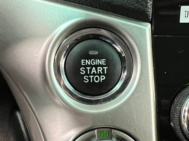 Used 2014 Toyota Land Cruiser image 33