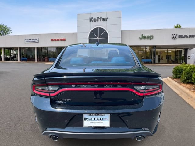 Used 2022 Dodge Charger GT w/ Blacktop Package RWD image 5