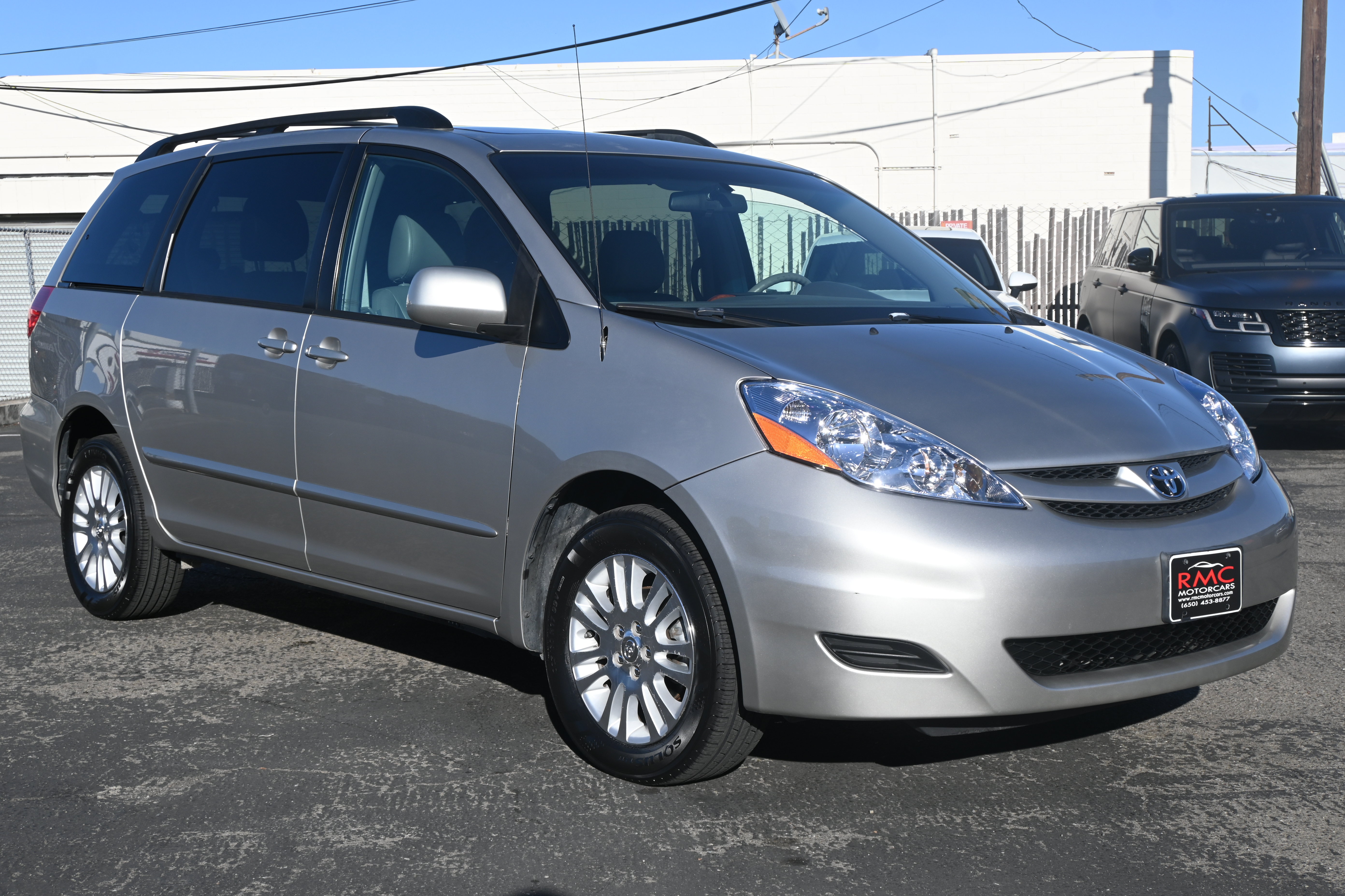 Used 2010 Toyota Sienna AWD image 5