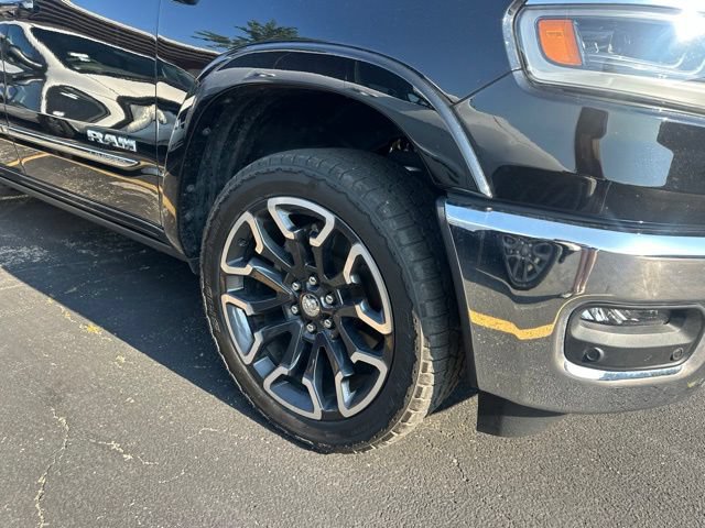 Used 2025 RAM 1500 Limited AWD/4WD image 3