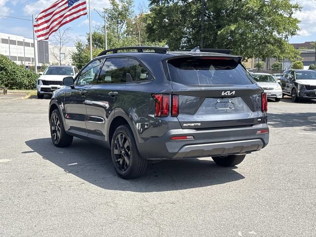 Used 2023 Kia Sorento S w/ Panoramic Sunroof Package AWD/4WD image 4
