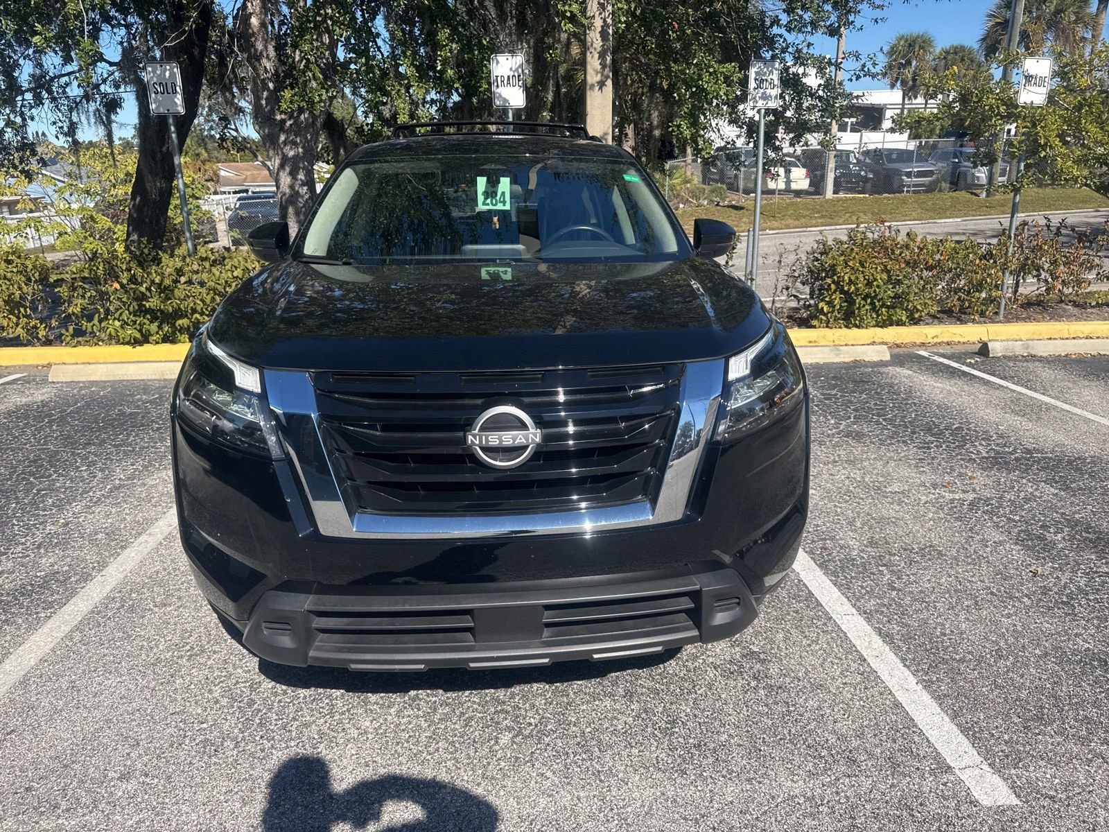 Certified 2024 Nissan Pathfinder SV image 28