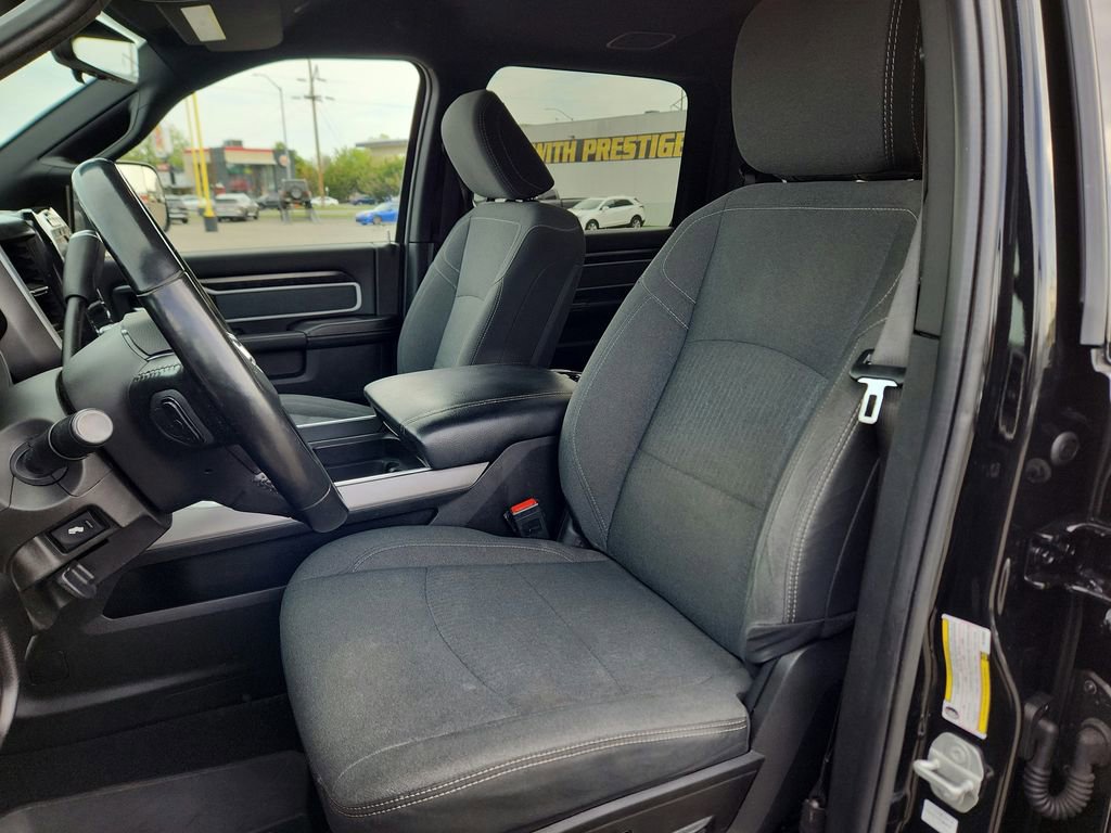 Used 2022 RAM 2500 Big Horn w/ Level B Equipment Group AWD/4WD image 18