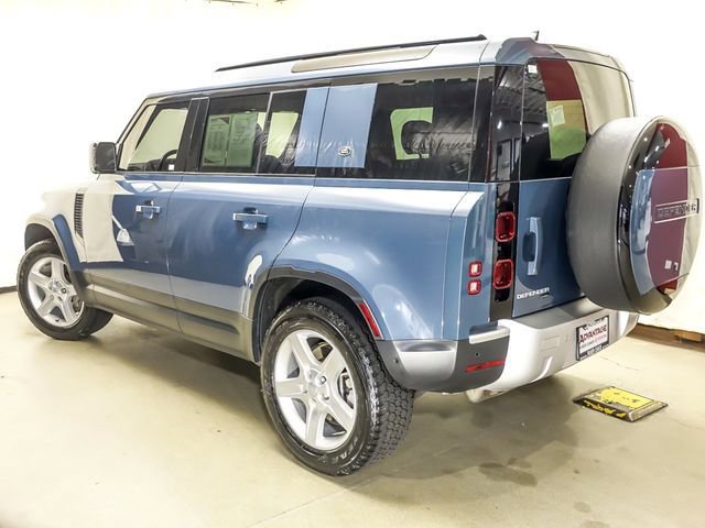 Used 2022 Land Rover Defender 110 SE AWD/4WD image 5