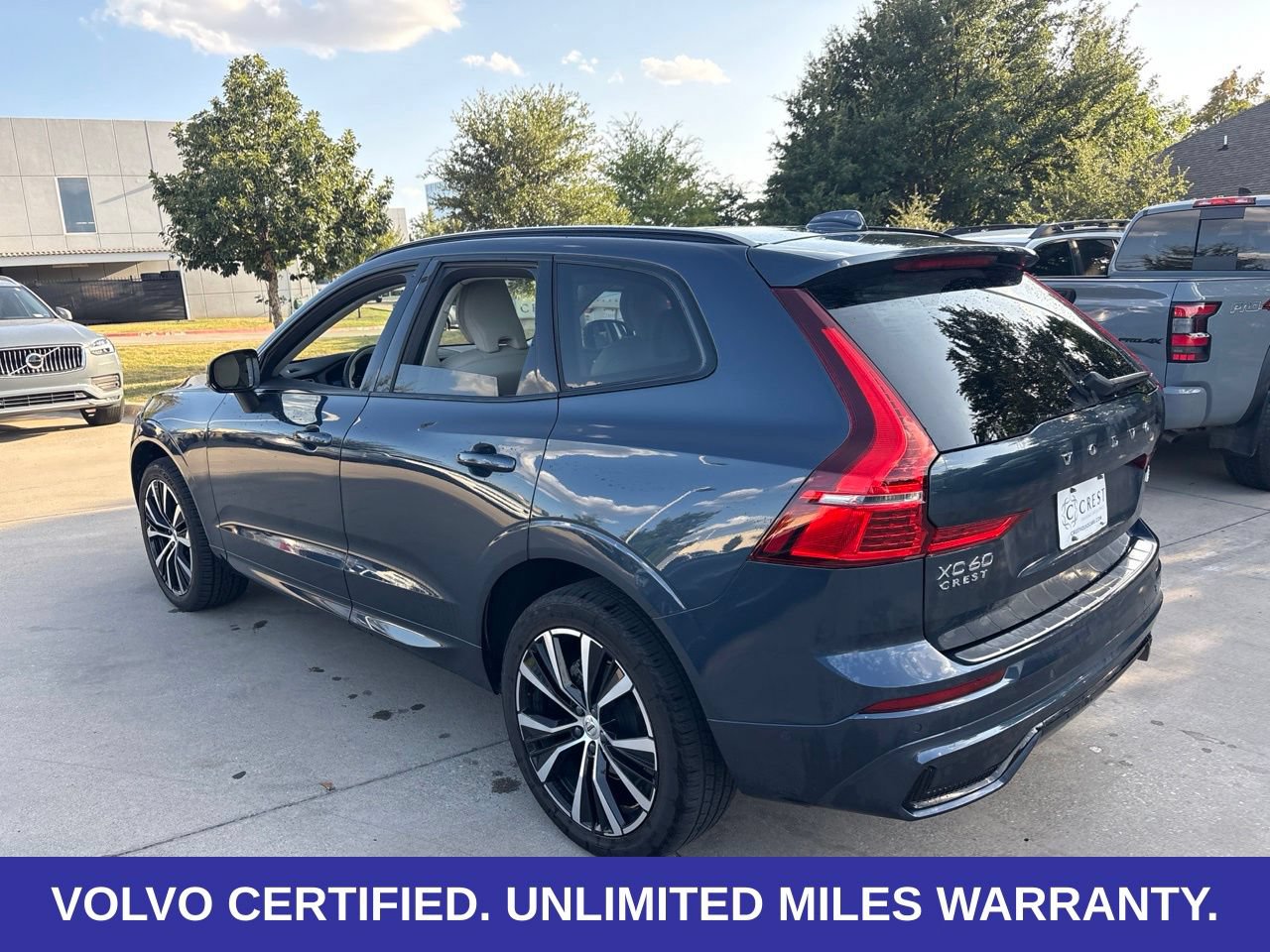 Certified 2024 Volvo XC60 B5 Plus w/ Protection Package Premier AWD/4WD image 7