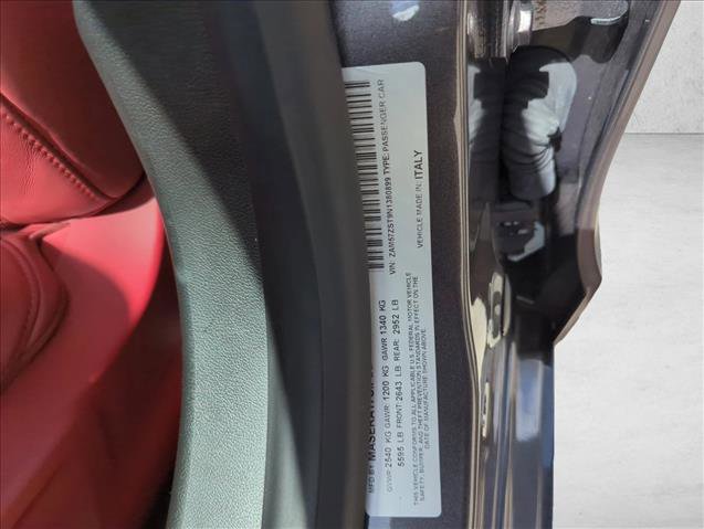 Used 2022 Maserati Ghibli Trofeo image 30