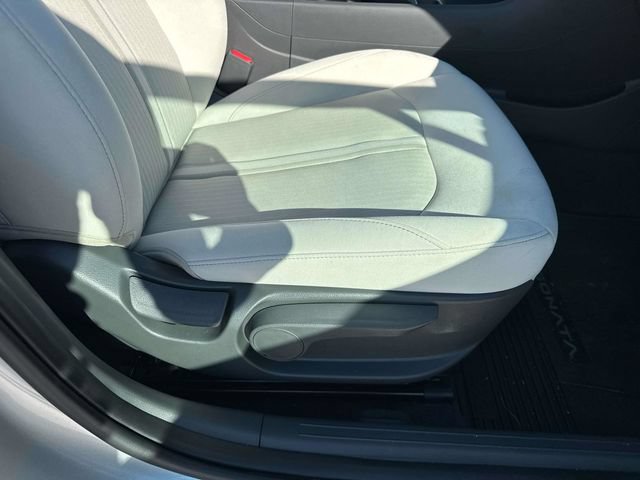 Certified 2025 Hyundai Sonata SEL FWD image 18