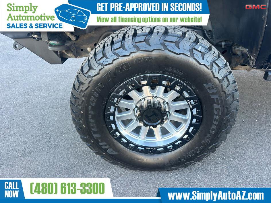 Used 2013 GMC Sierra 2500 Denali w/ Suspension Package, Off-Road image 34