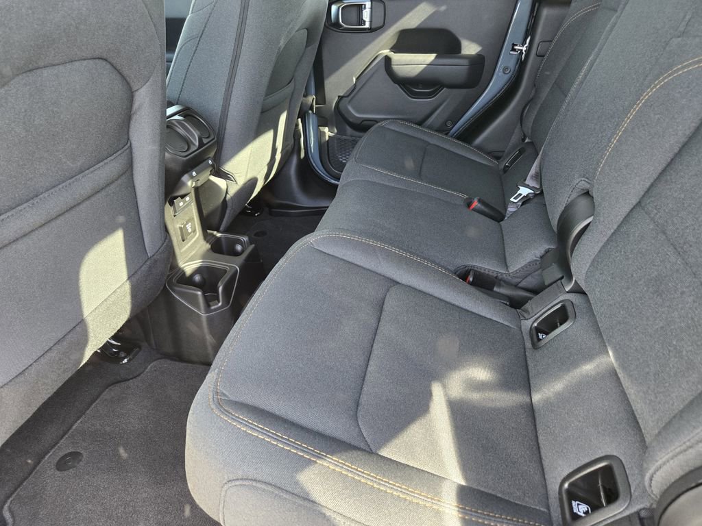 New 2026 Jeep Gladiator Sport AWD/4WD image 16