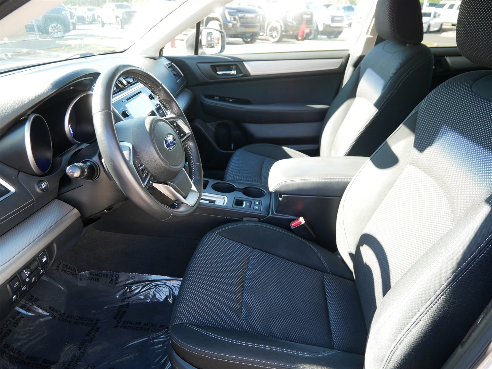 Used 2019 Subaru Outback 2.5i Premium image 8