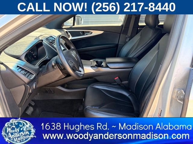 Used 2017 Lincoln MKX Premiere FWD image 9