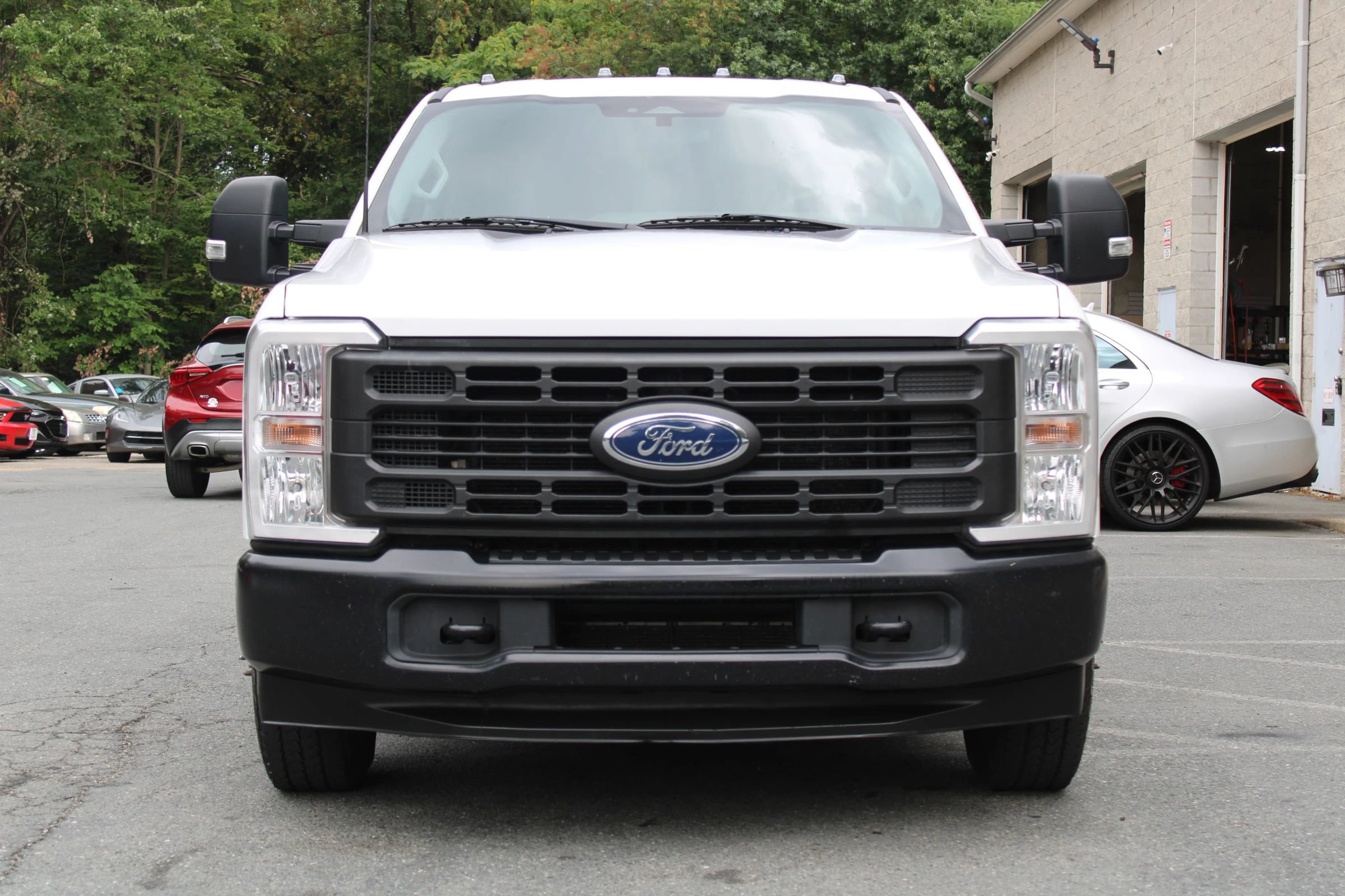 Used 2024 Ford F350 XL RWD image 3