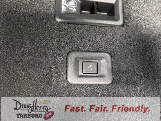 New 2026 Chevrolet Traverse RS w/ LPO, Floor Liner Package FWD image 34