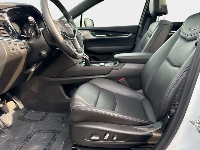 New 2026 Cadillac XT5 Premium Luxury w/ Driver Assist Package AWD/4WD image 17