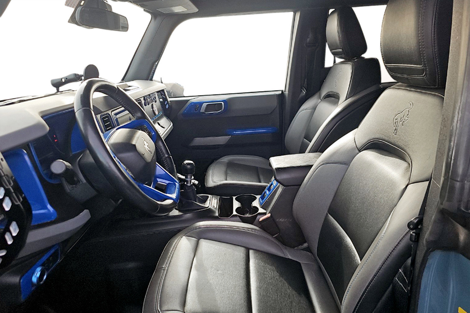 Used 2021 Ford Bronco Black Diamond image 11