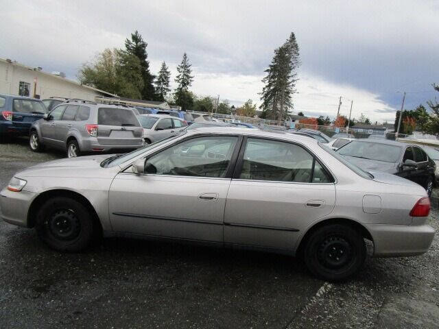 Used 1999 Honda Accord LX image 2