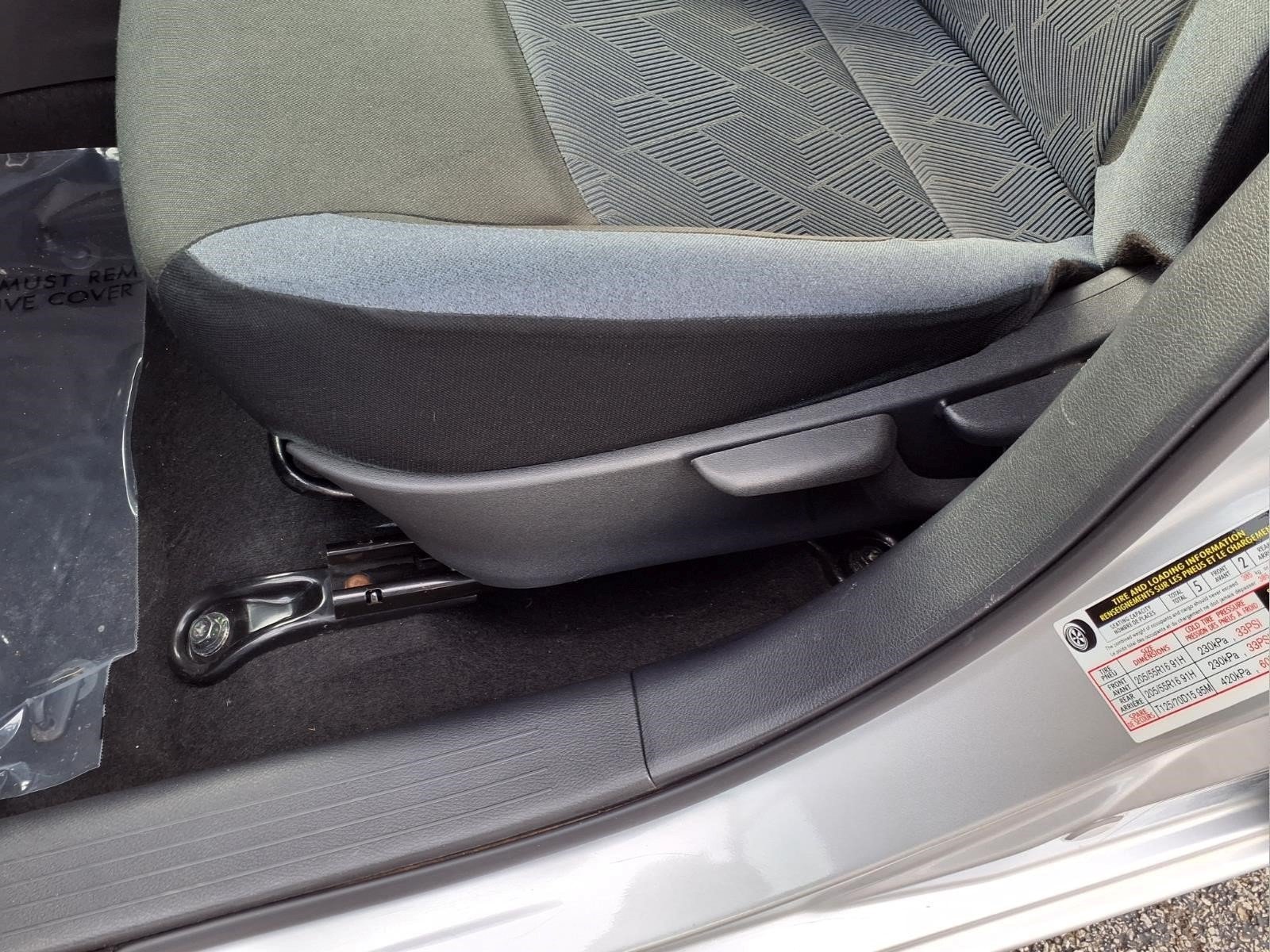 Used 2025 Nissan Versa SV FWD image 22
