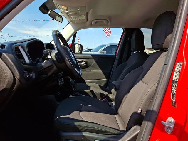 Used 2016 Jeep Renegade Latitude image 11