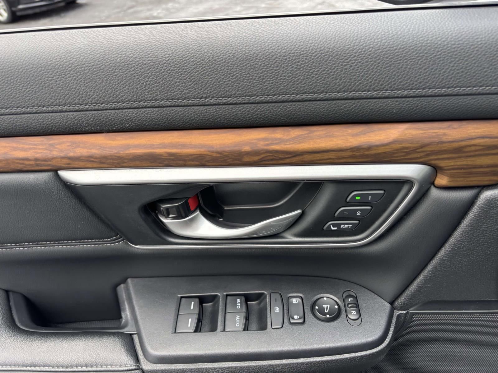 Used 2019 Honda CR-V EX-L image 14