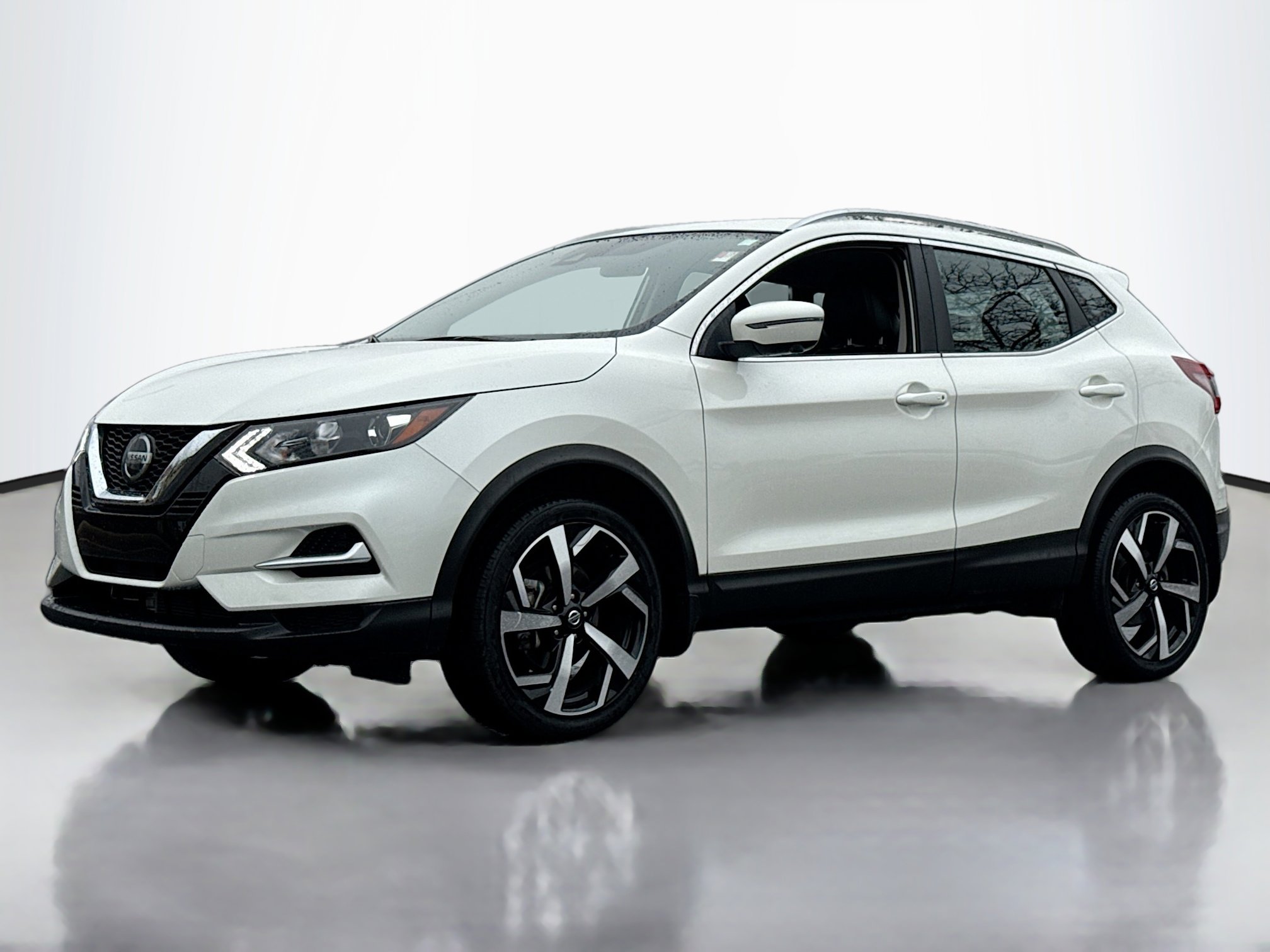 Used 2022 Nissan Rogue Sport SL image 13