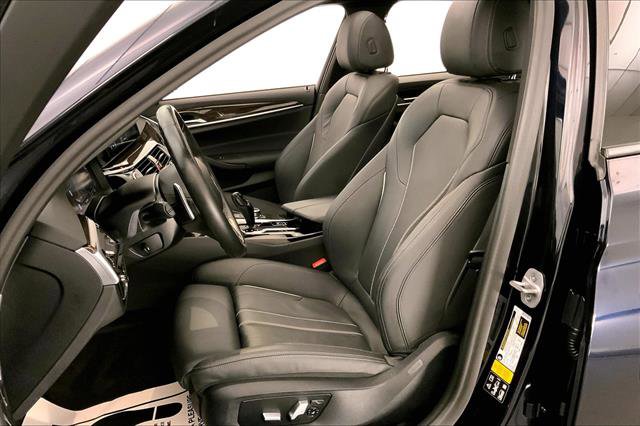 Certified 2022 BMW 540i xDrive w/ M Sport Package image 13