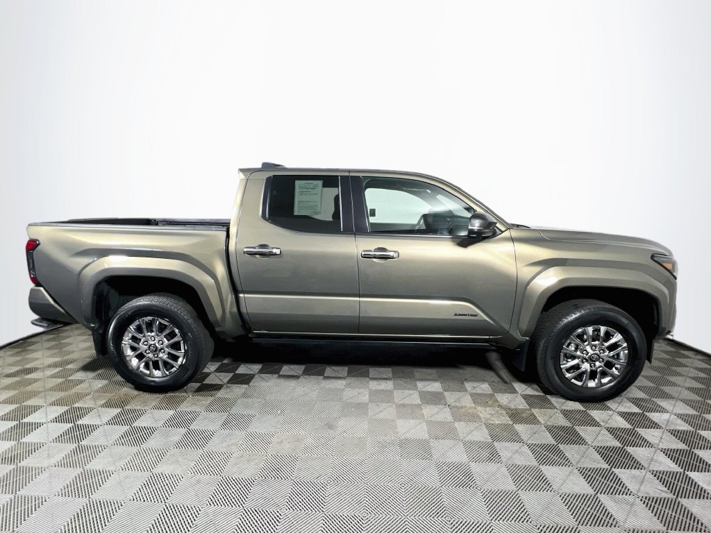 Certified 2025 Toyota Tacoma Limited w/ Tow Tech Package AWD/4WD image 8