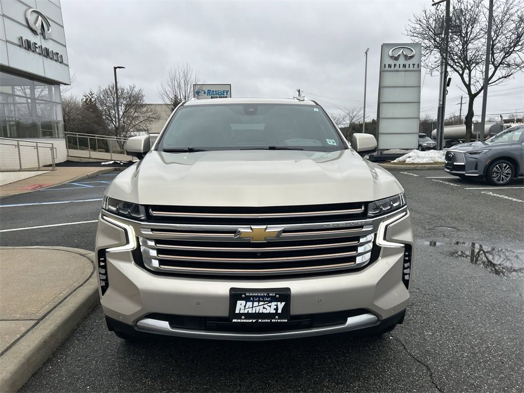 Used 2021 Chevrolet Tahoe High Country w/ Premium Package image 3