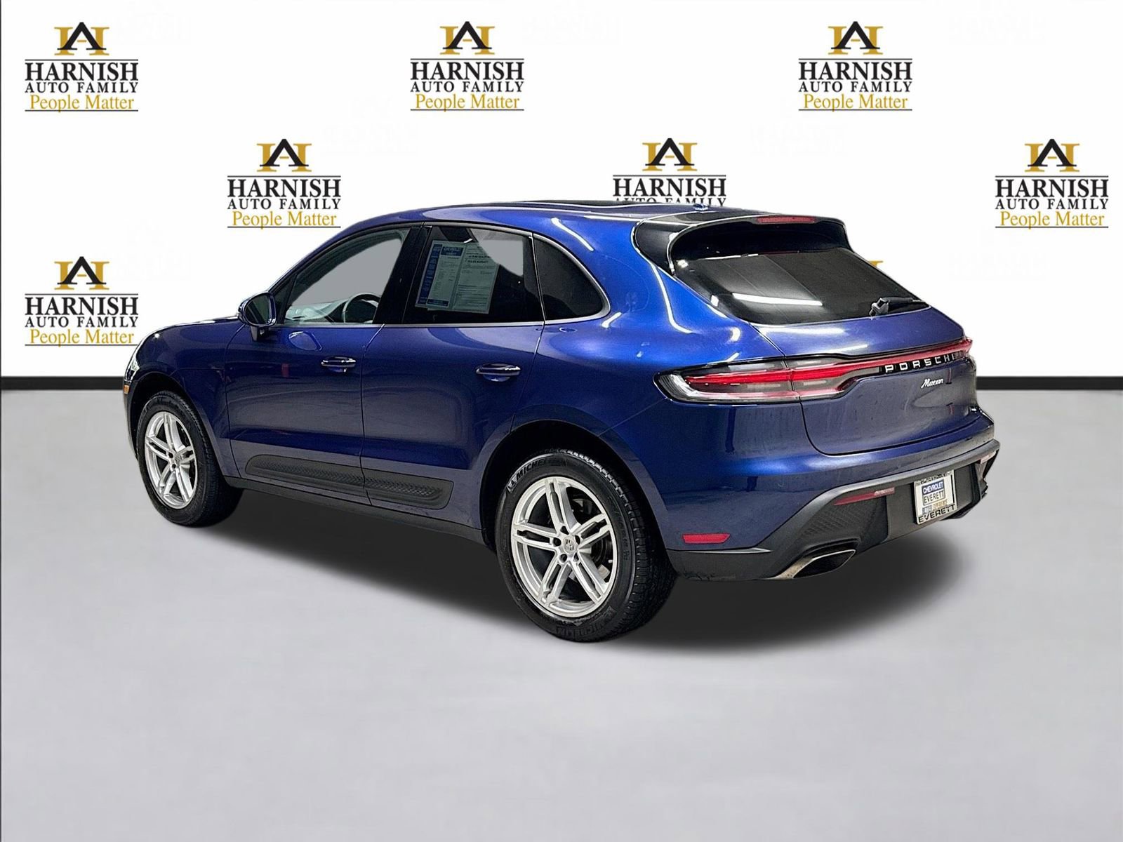 Used 2024 Porsche Macan image 7