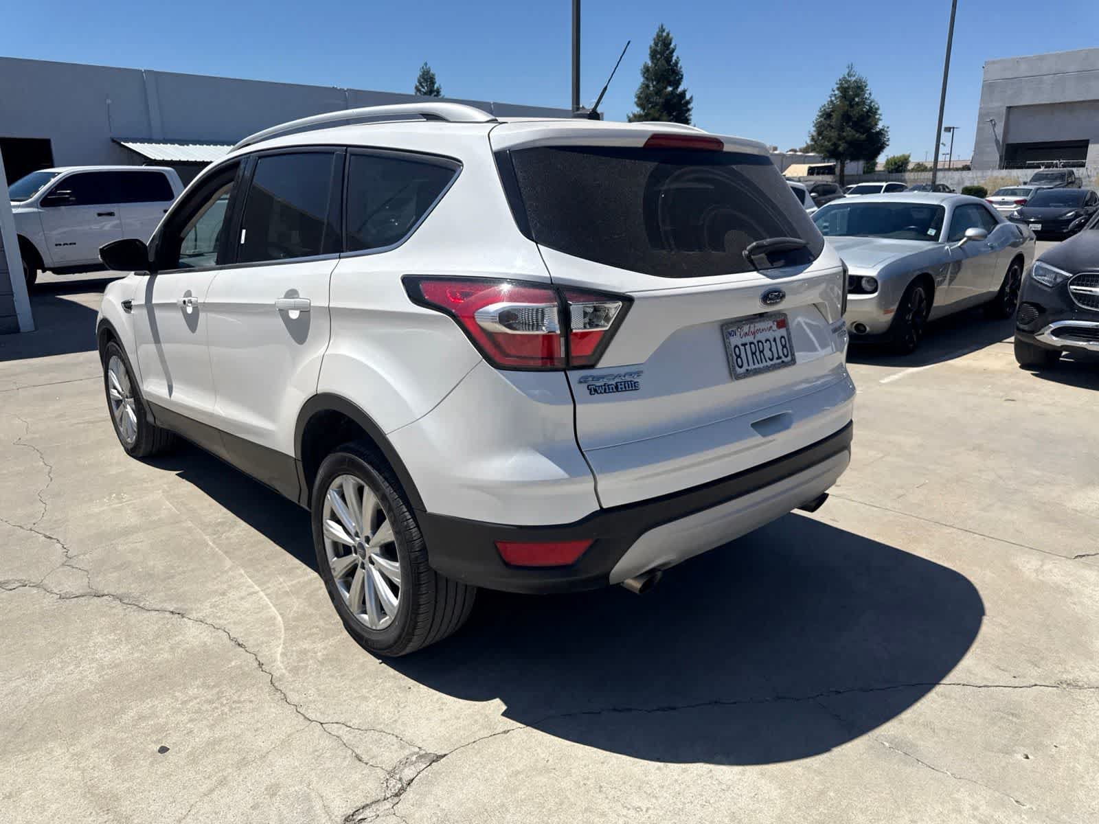 Used 2017 Ford Escape Titanium w/ Canadian Touring Package AWD/4WD image 7