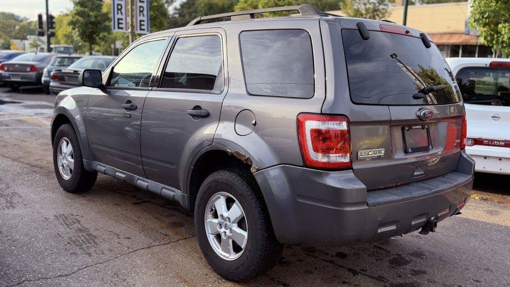 Used 2012 Ford Escape XLT AWD/4WD image 4