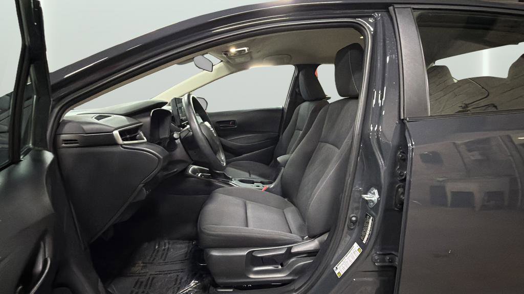 Used 2024 Toyota Corolla LE image 23