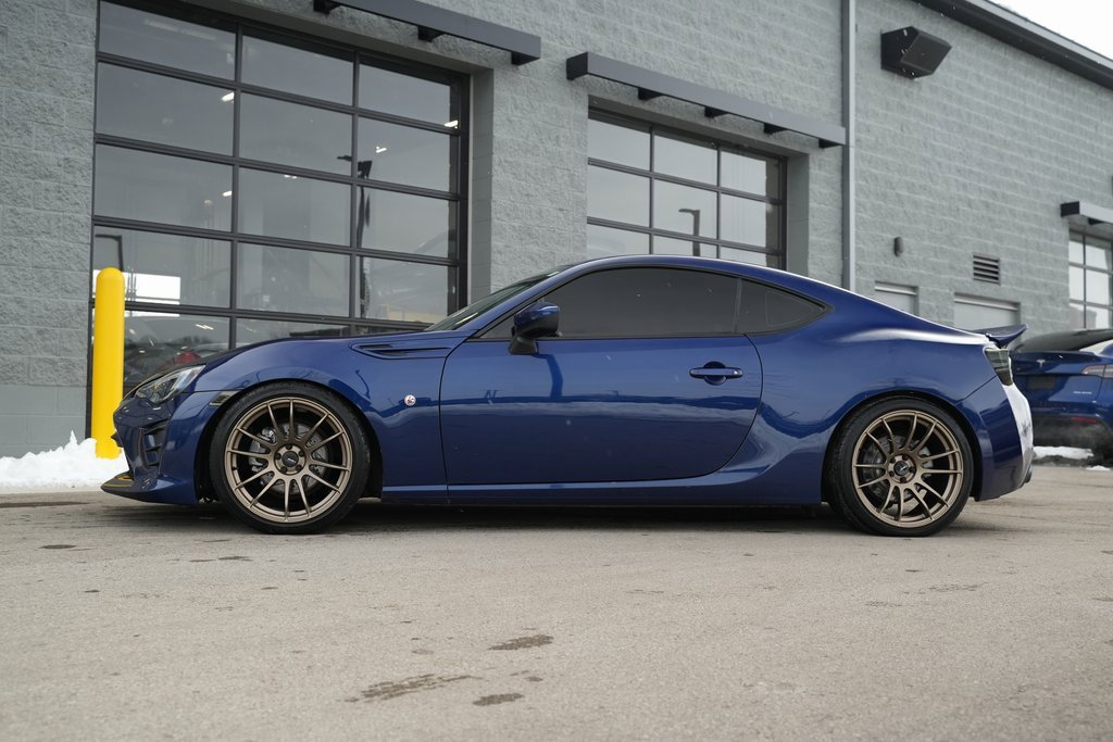 Used 2017 Toyota 86 image 20