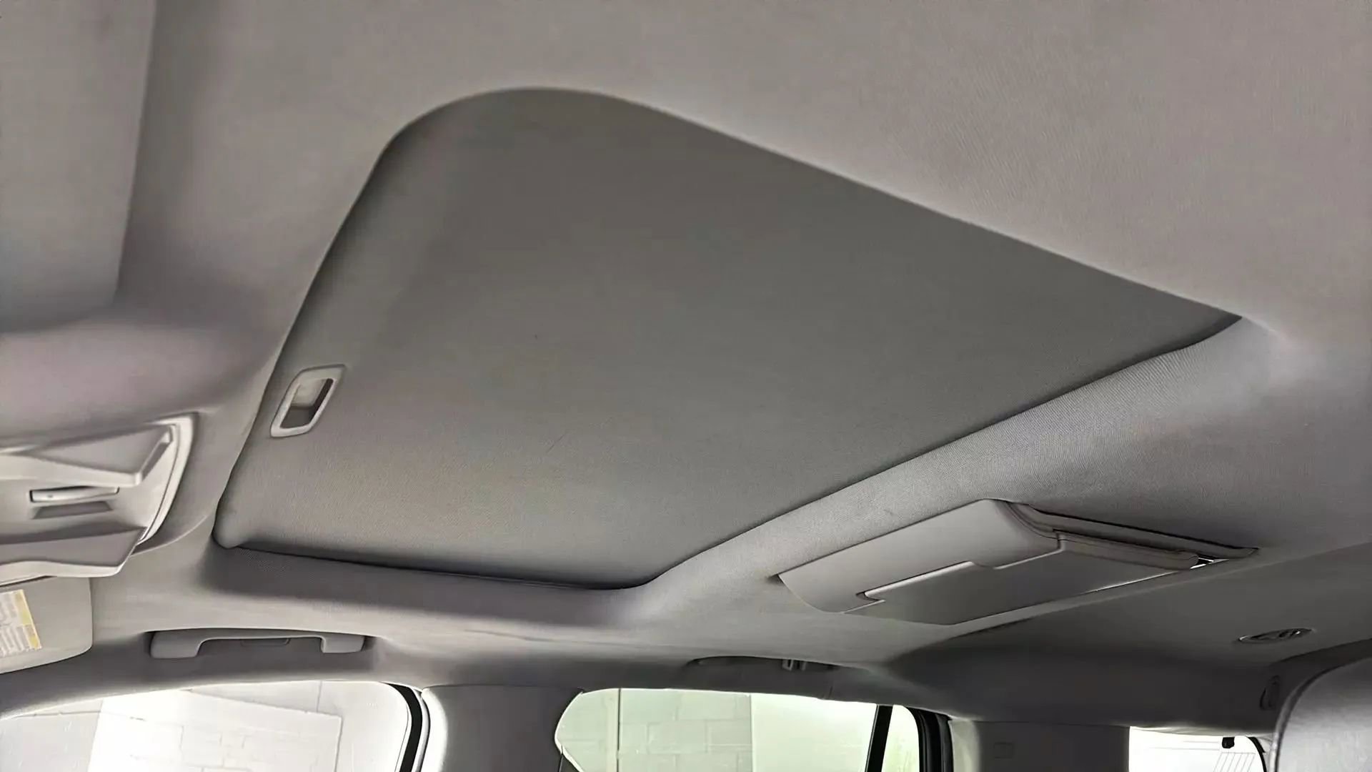 Used 2020 Cadillac Escalade Premium Luxury w/ LPO, Radiant Package image 26