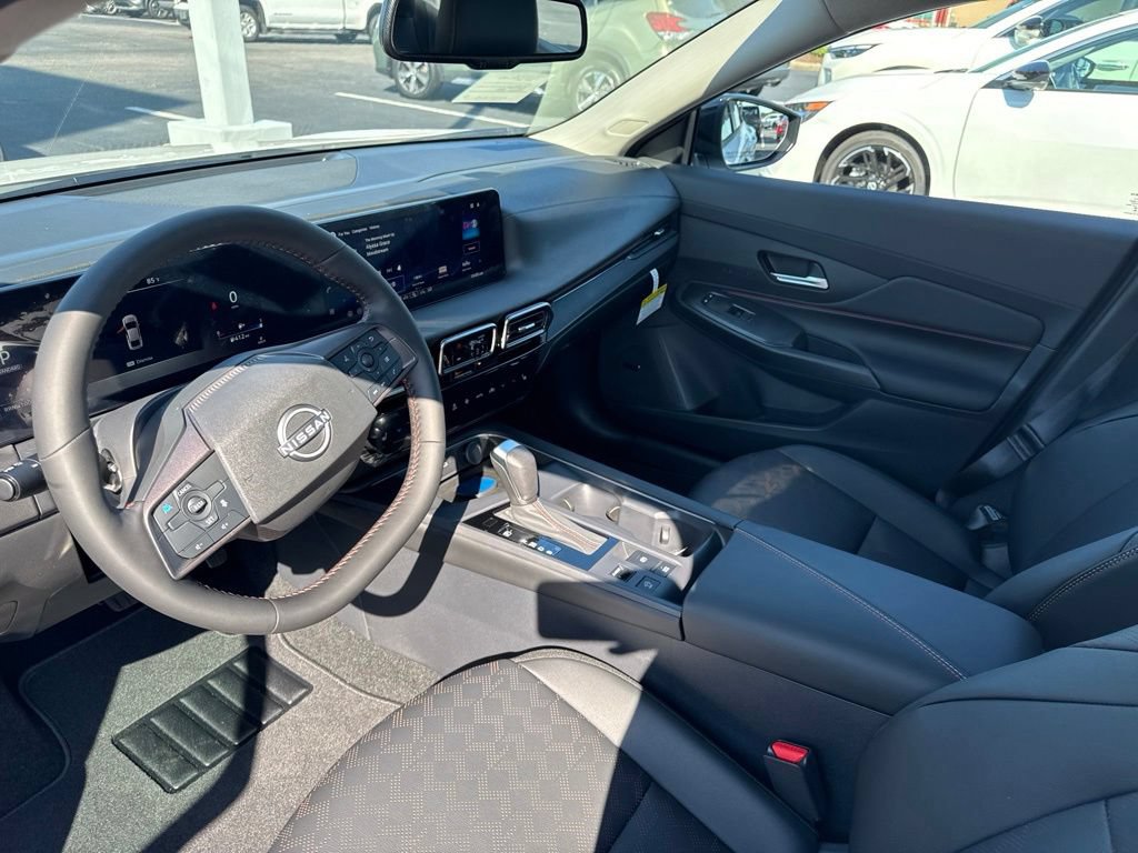 New 2027 Nissan Sentra SR FWD image 9