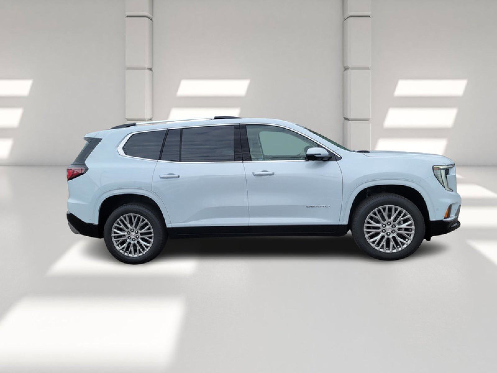 New 2026 GMC Acadia Denali w/ Super Cruise Package image 4