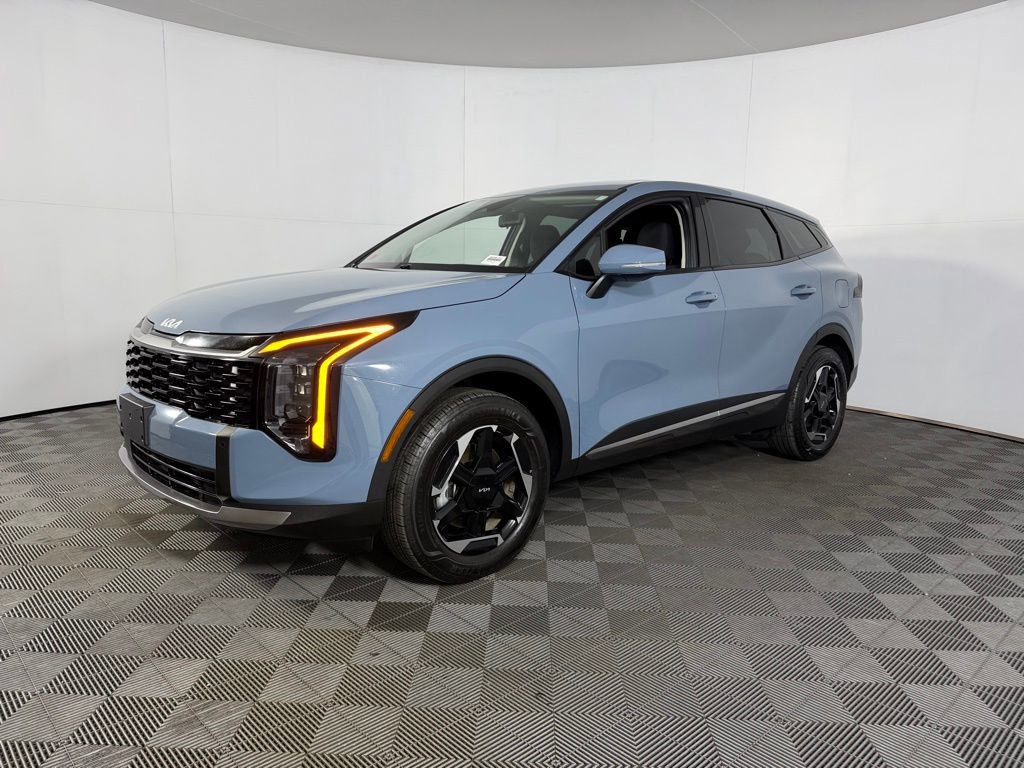 Used 2026 Kia Sportage S image 4