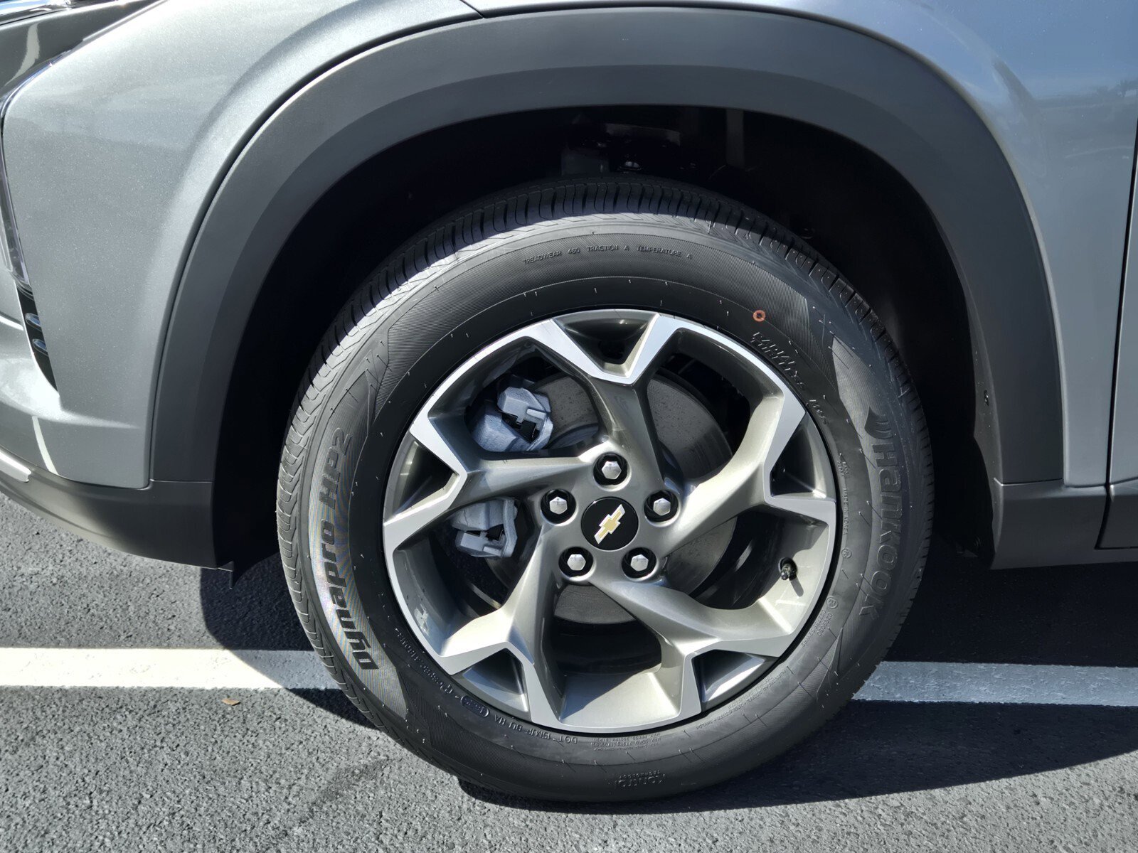 New 2026 Chevrolet Trax LT w/ Driver Confidence Package image 4