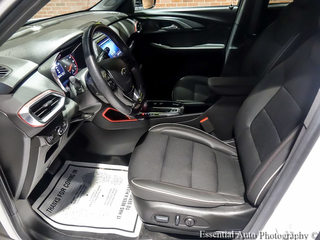 Used 2023 Chevrolet TrailBlazer RS AWD/4WD image 11