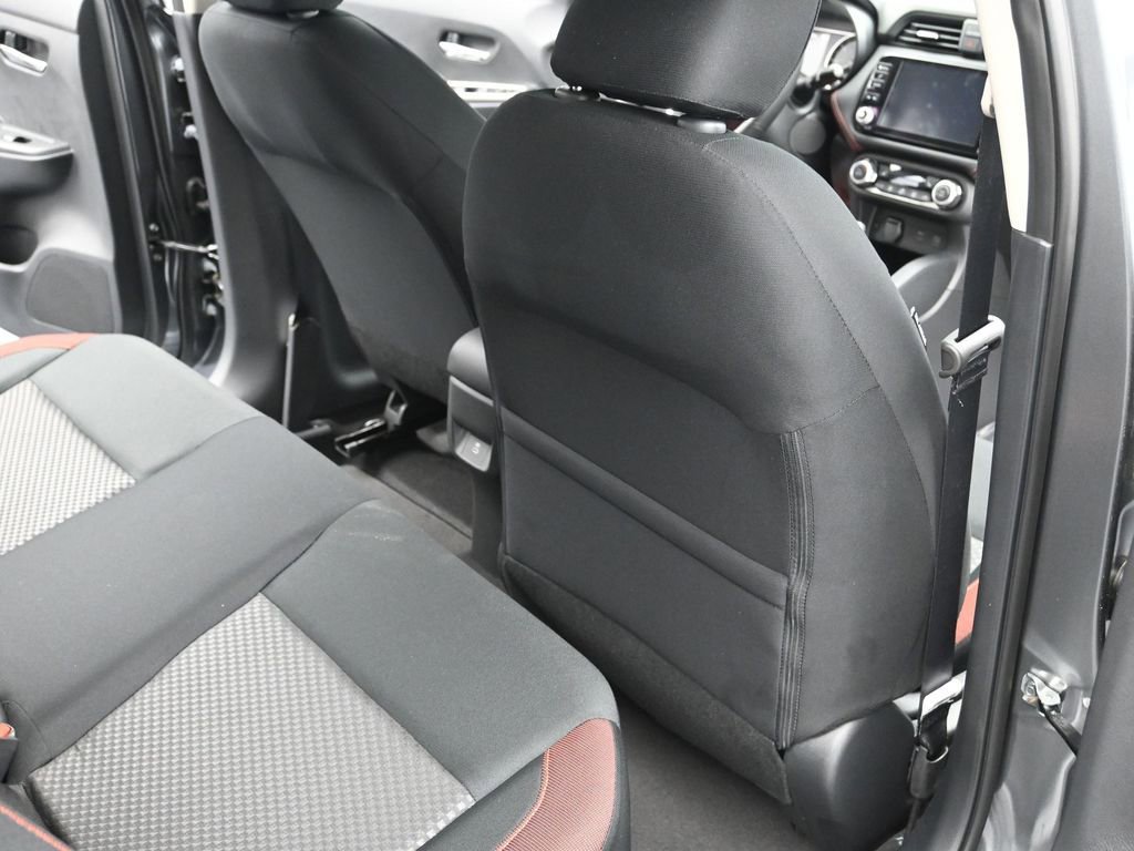 New 2025 Nissan Versa SR w/ Trunk Package FWD image 33