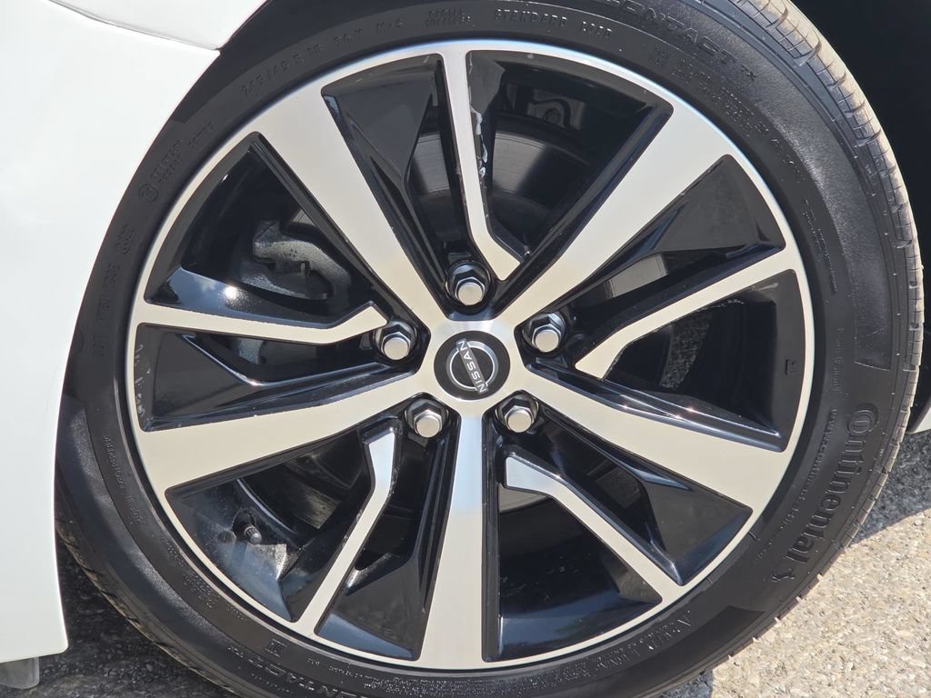 Used 2023 Nissan Maxima SV w/ Floor Mat Group FWD image 10