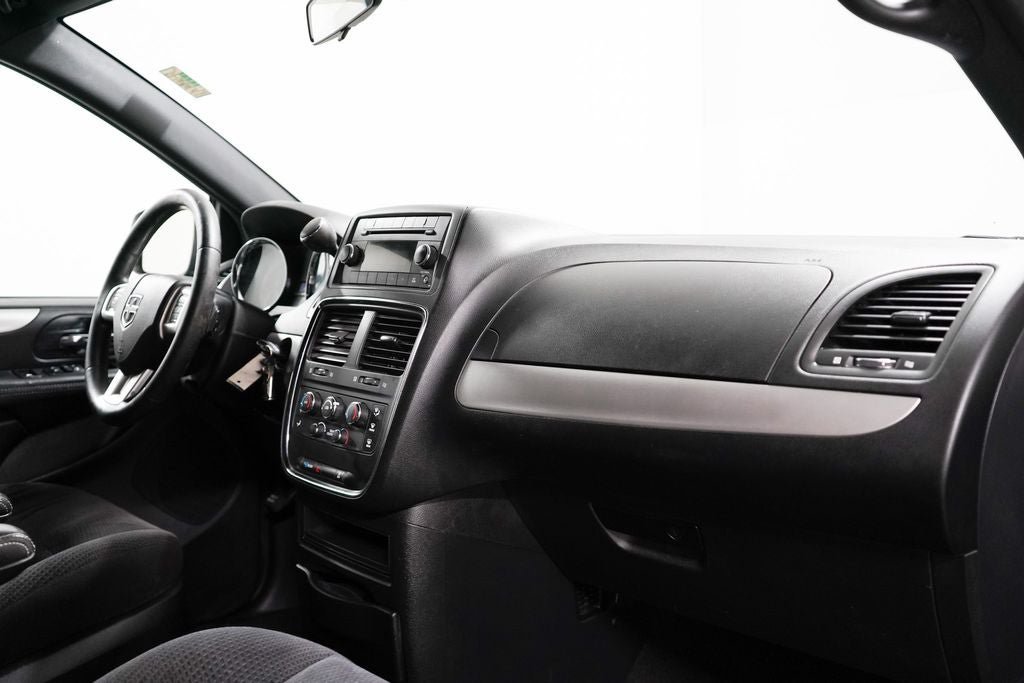Used 2014 Dodge Grand Caravan SE w/ Quick Order Package 29E SE FWD image 20