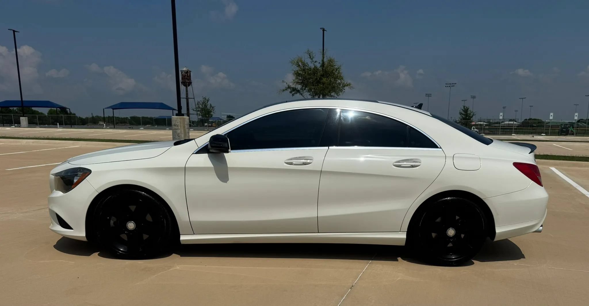 Used 2016 Mercedes-Benz CLA 250 image 10