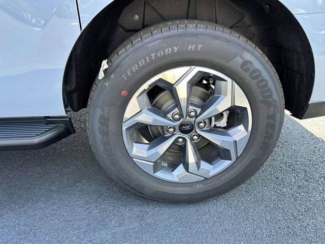 New 2027 Ford Expedition Max Active RWD image 4