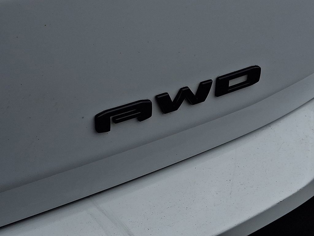 Certified 2022 GMC Terrain SLT w/ Infotainment Package II image 30